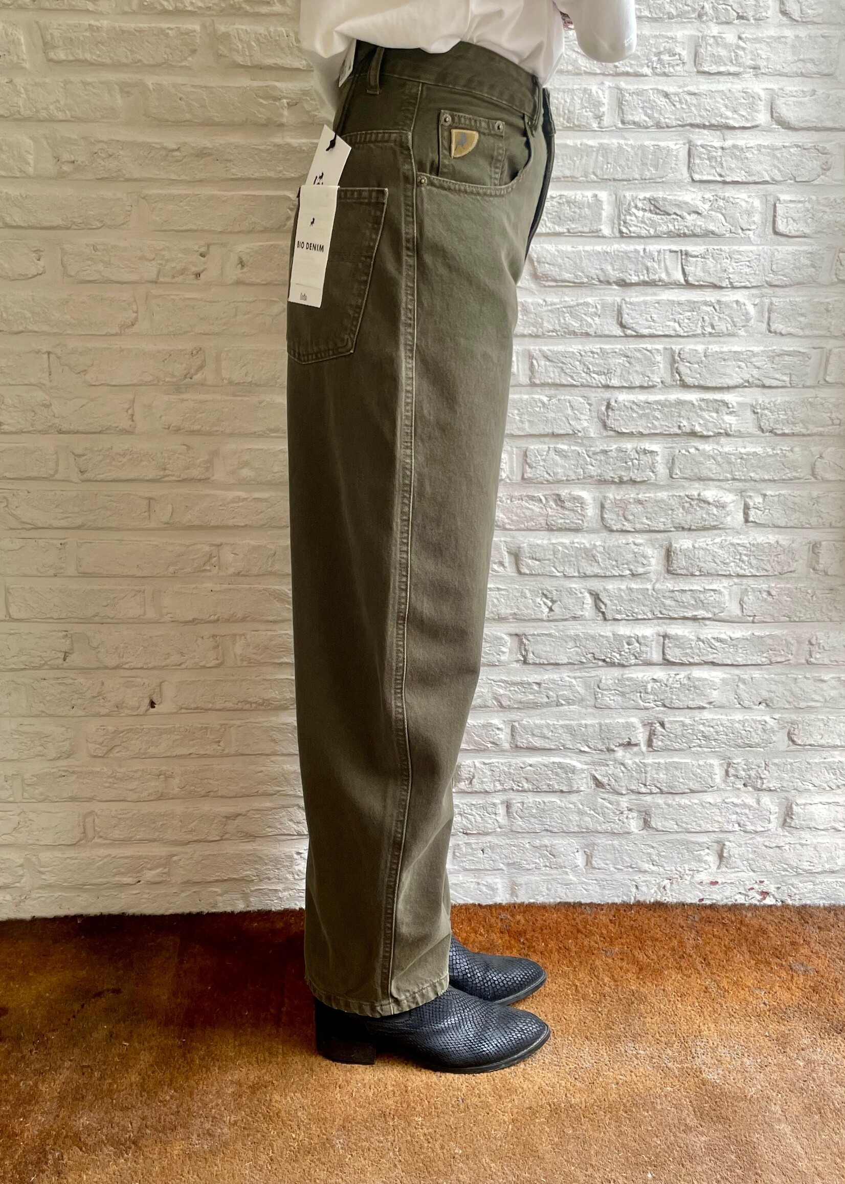 Lois Dali 3503 8092