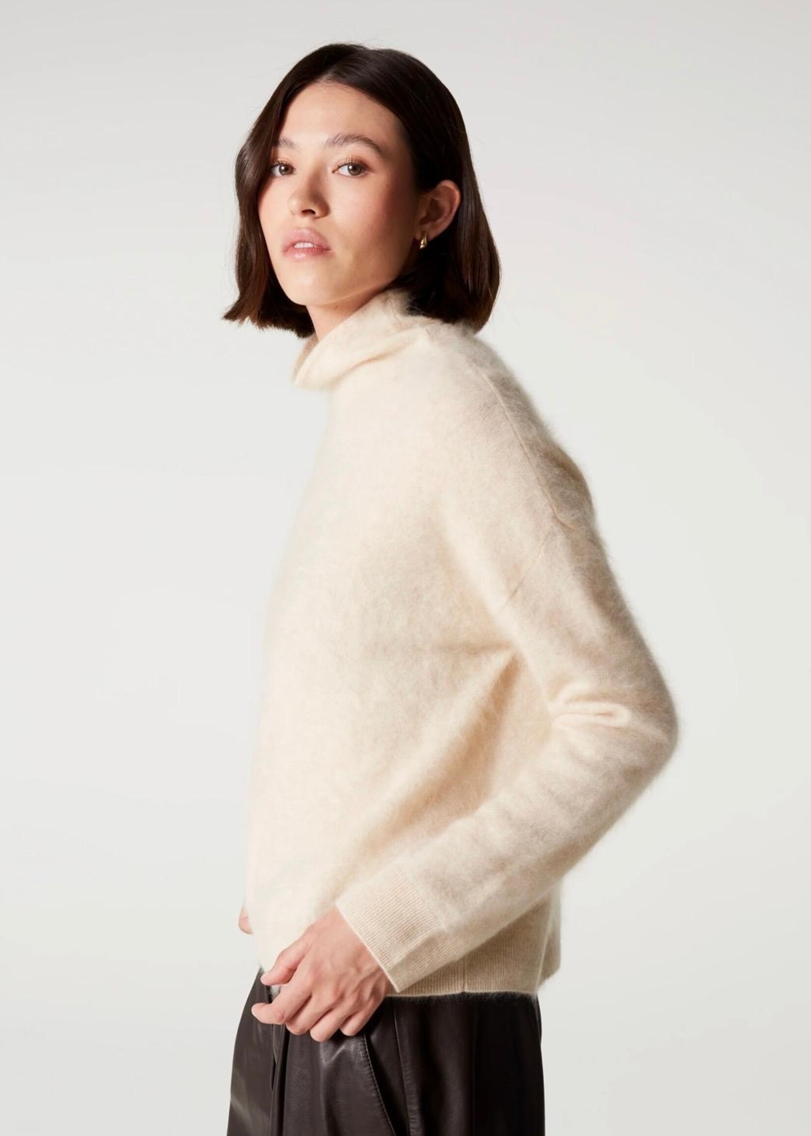 Absolut cashmere Solange