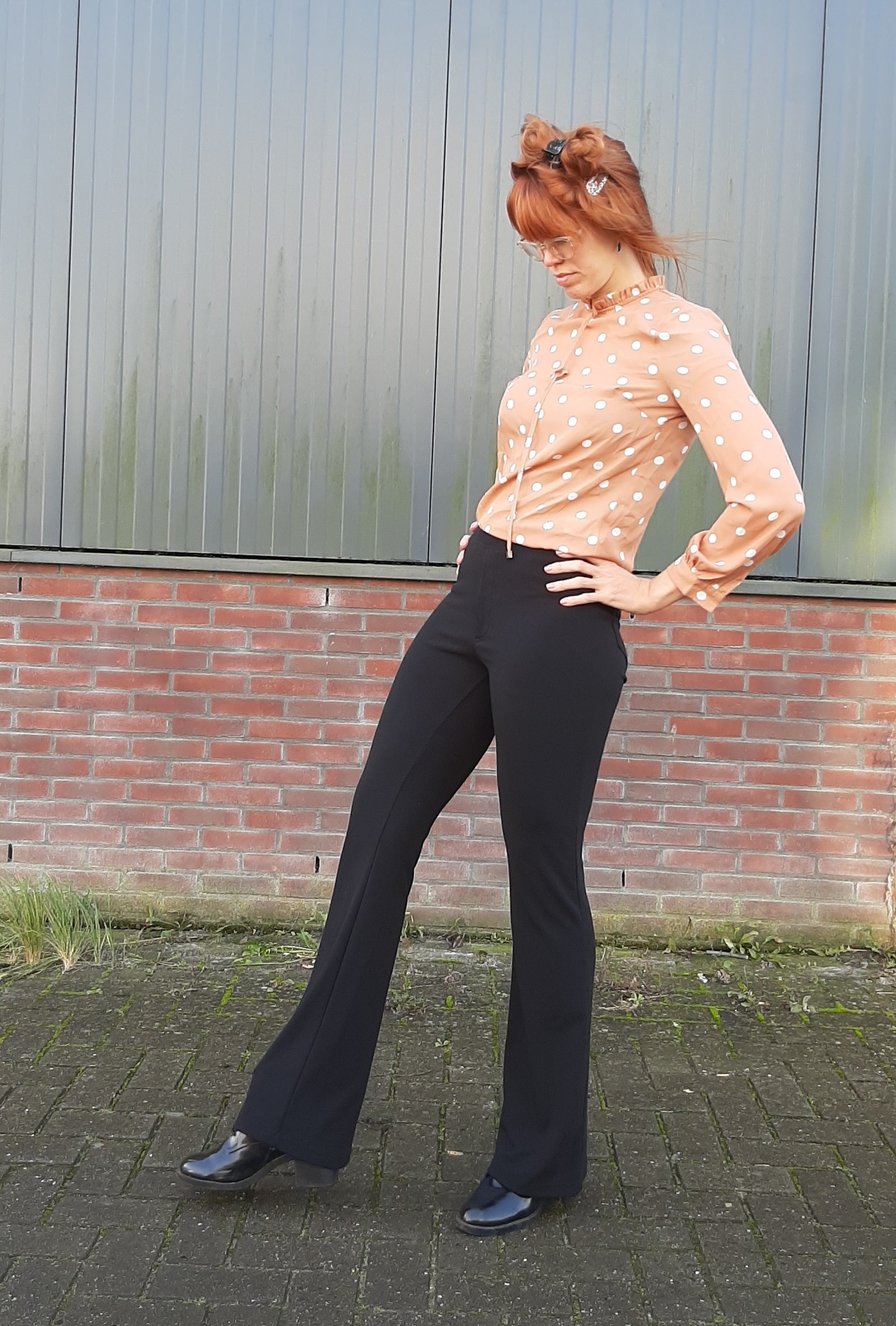 Flared pants black - Madameliz via Langeleggings.nl -- duurzaam,  comfortabel & extra lang