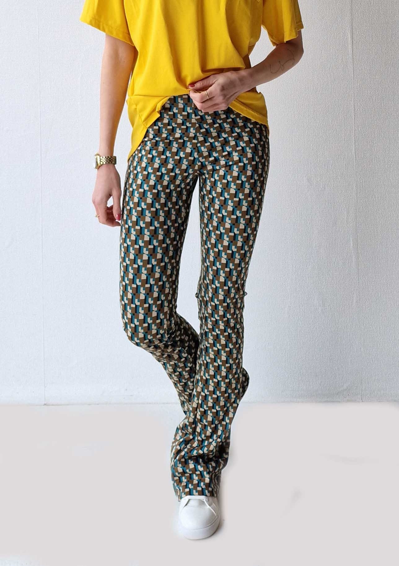 Graphic Print  Flared leggings tall - Madameliz X  --  sustainable, comfort & tall