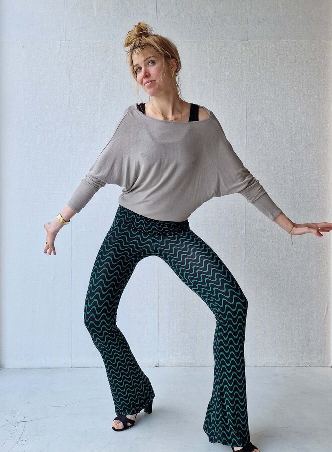 Flared legging | viscose | green waves