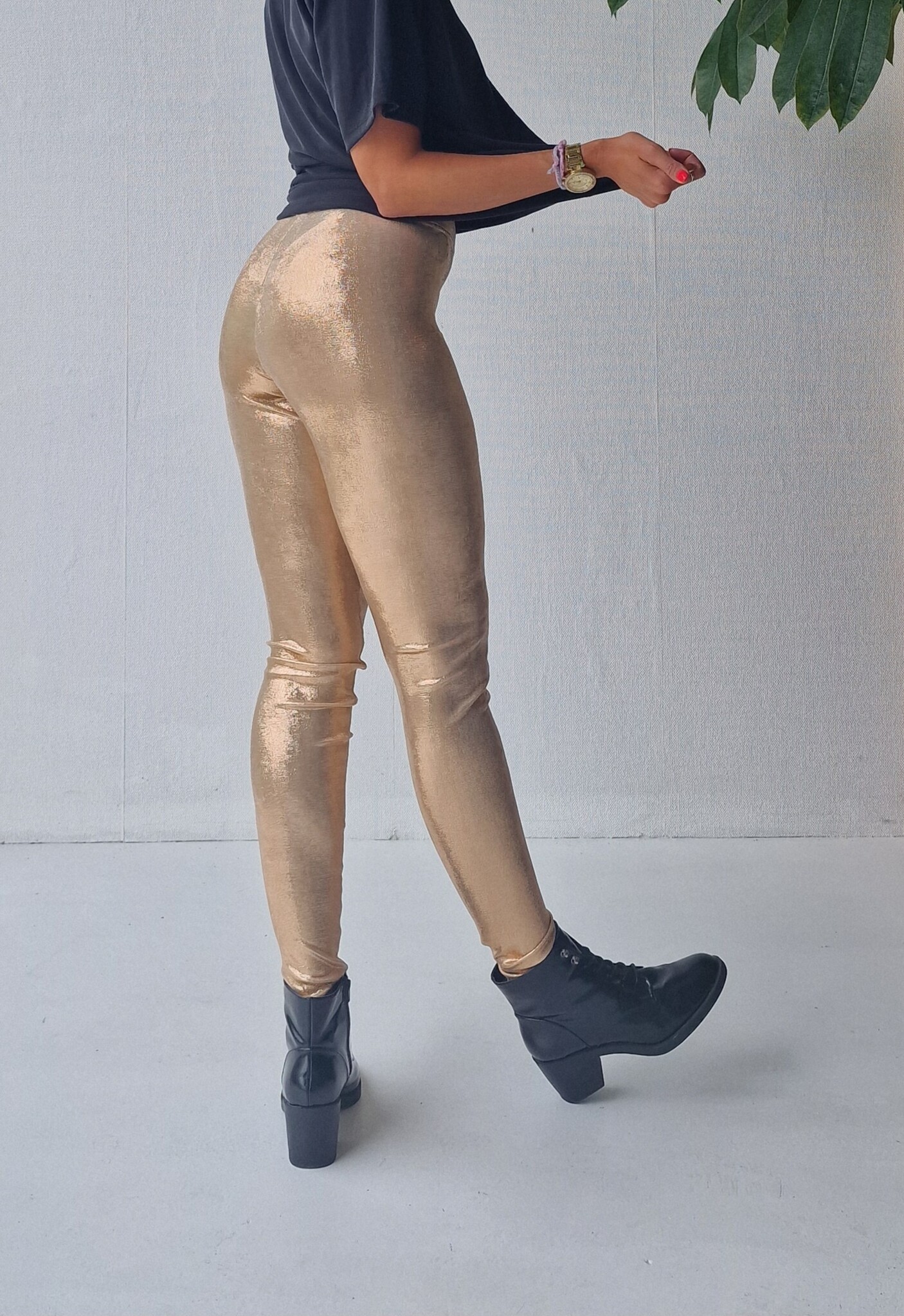 Extra lange legging in goud 3 lengtematen Madameliz via Langeleggings duurzaam comfortabel extra lang