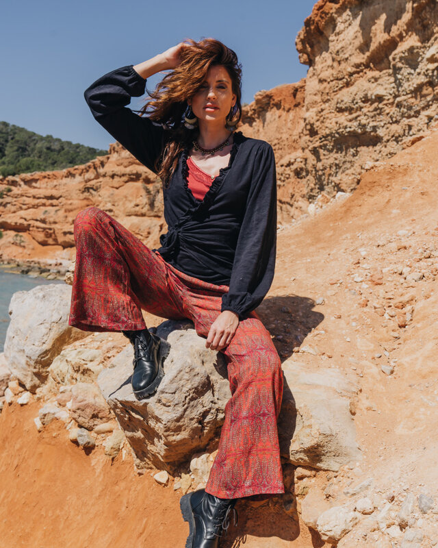 Isla Ibiza Bonita Wrap T-Shirt Amalur Black