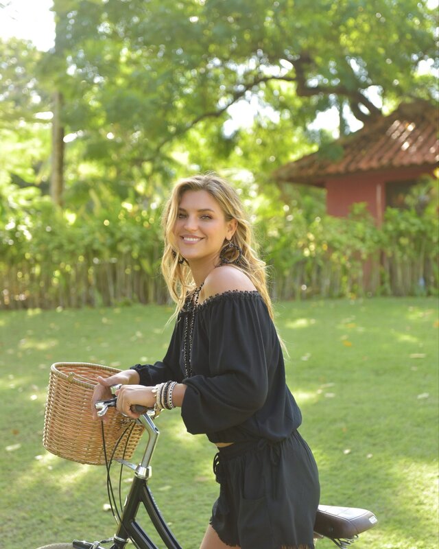 Hot Lava Short Fringe Black