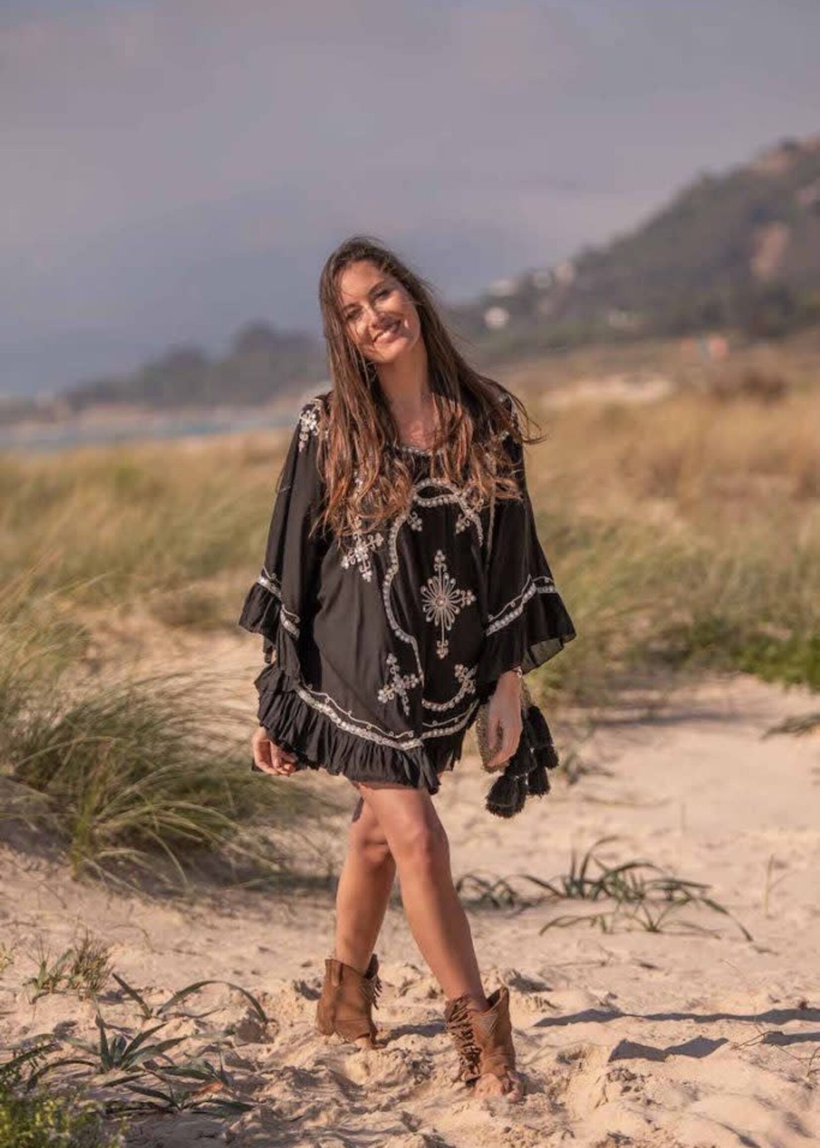 Tarifa Soul Poncho Missu Black