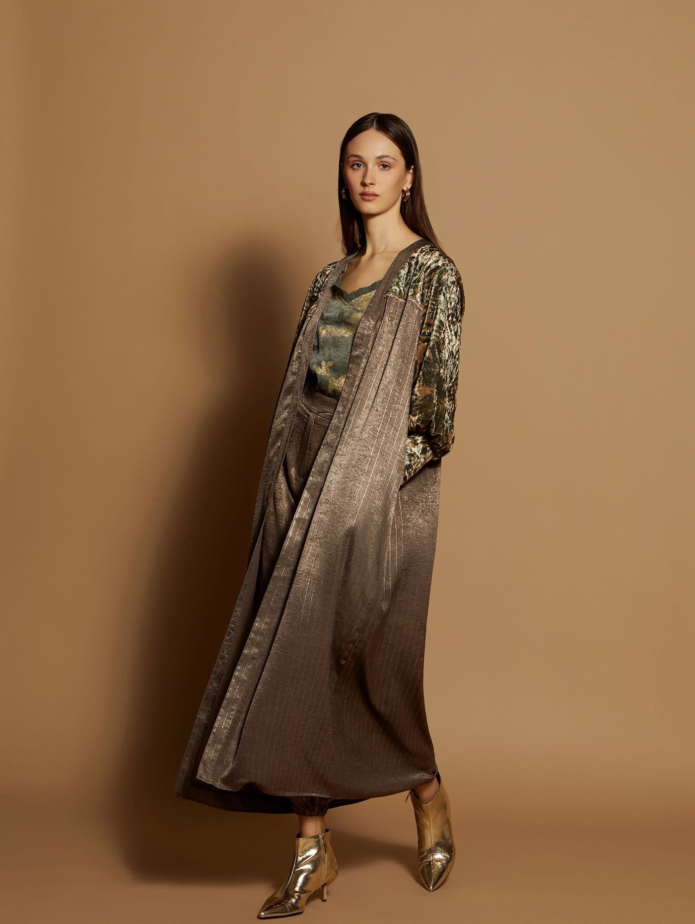 Satin Bi-Materia Coat Leaf