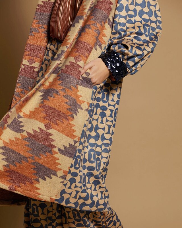 Meisïe Bi-Materia Kaftan Coat Blue