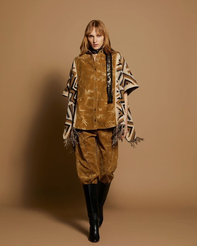 Meisïe Corduroy Bi-Materia Poncho