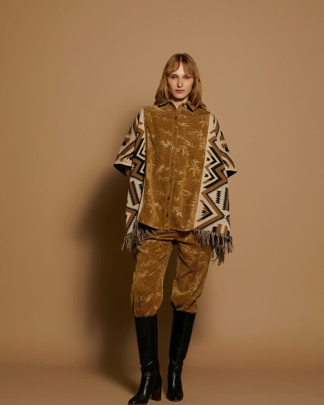 Meisïe Corduroy Bi-Materia Poncho