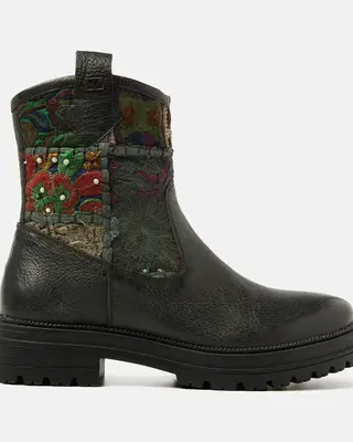Lazamani Ladies Sporty Boots Vienne Black