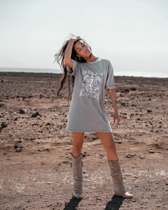 Moost Wanted Bowie T-Shirt Dress Washed Grey