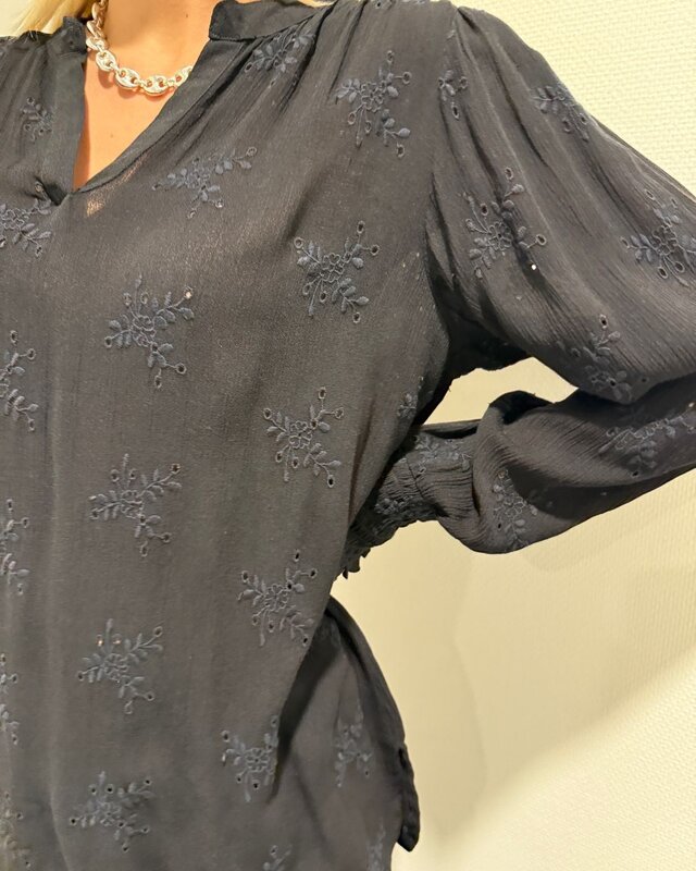 Bindi by Sust Donna Blouse Rayon Schiffly Black