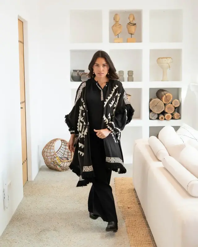 Ibzmode Poncho Ventana Arena Black