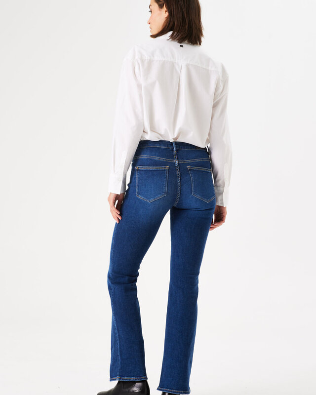 Garcia Celia Flared Jeans Superslim Fit Mid Waist Medium Used -245-