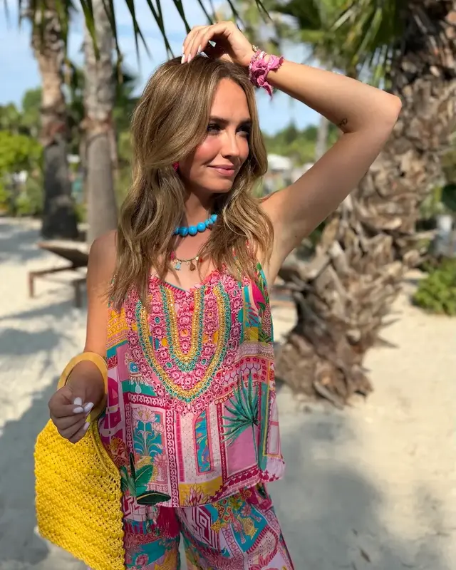 Valery Vain Ruby Top Palmeria