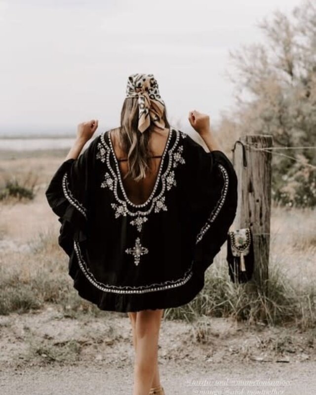 Tarifa Soul Poncho Maui Black