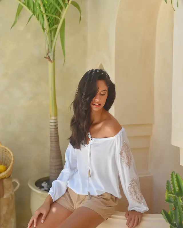 Hot Lava Blouse Terri Ivory/Taupe