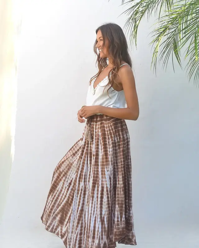 Hot Lava Rok Bibi Desert Brown