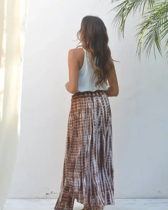 Hot Lava Rok Bibi Desert Brown