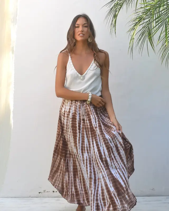 Hot Lava Rok Bibi Desert Brown