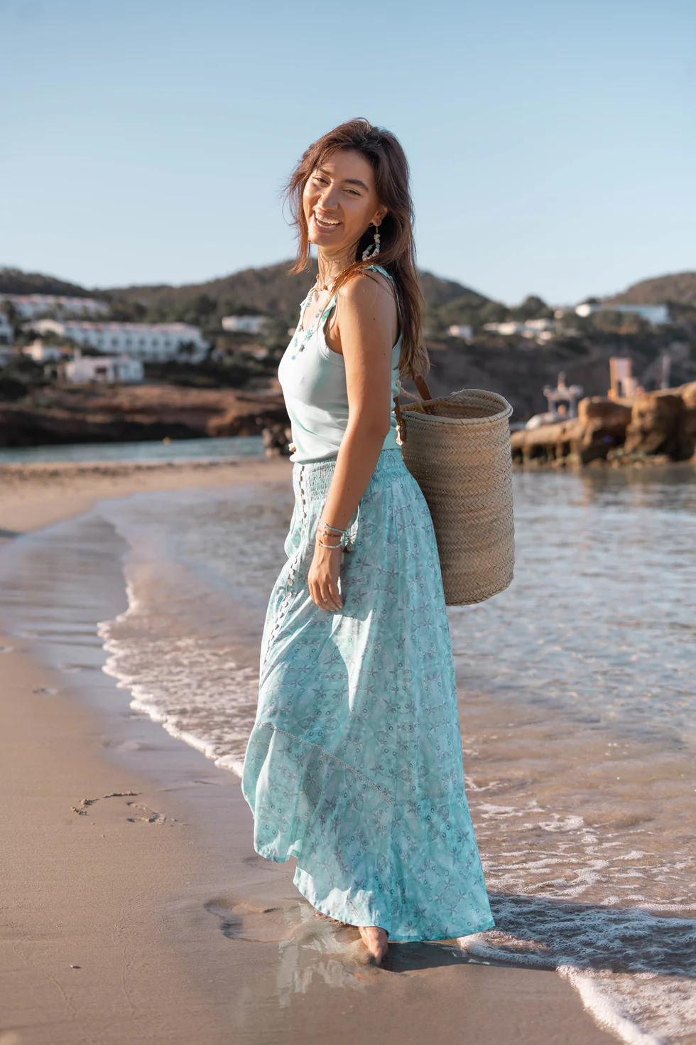 Isla Ibiza Bonita Lange Rok Lola Calanas Print