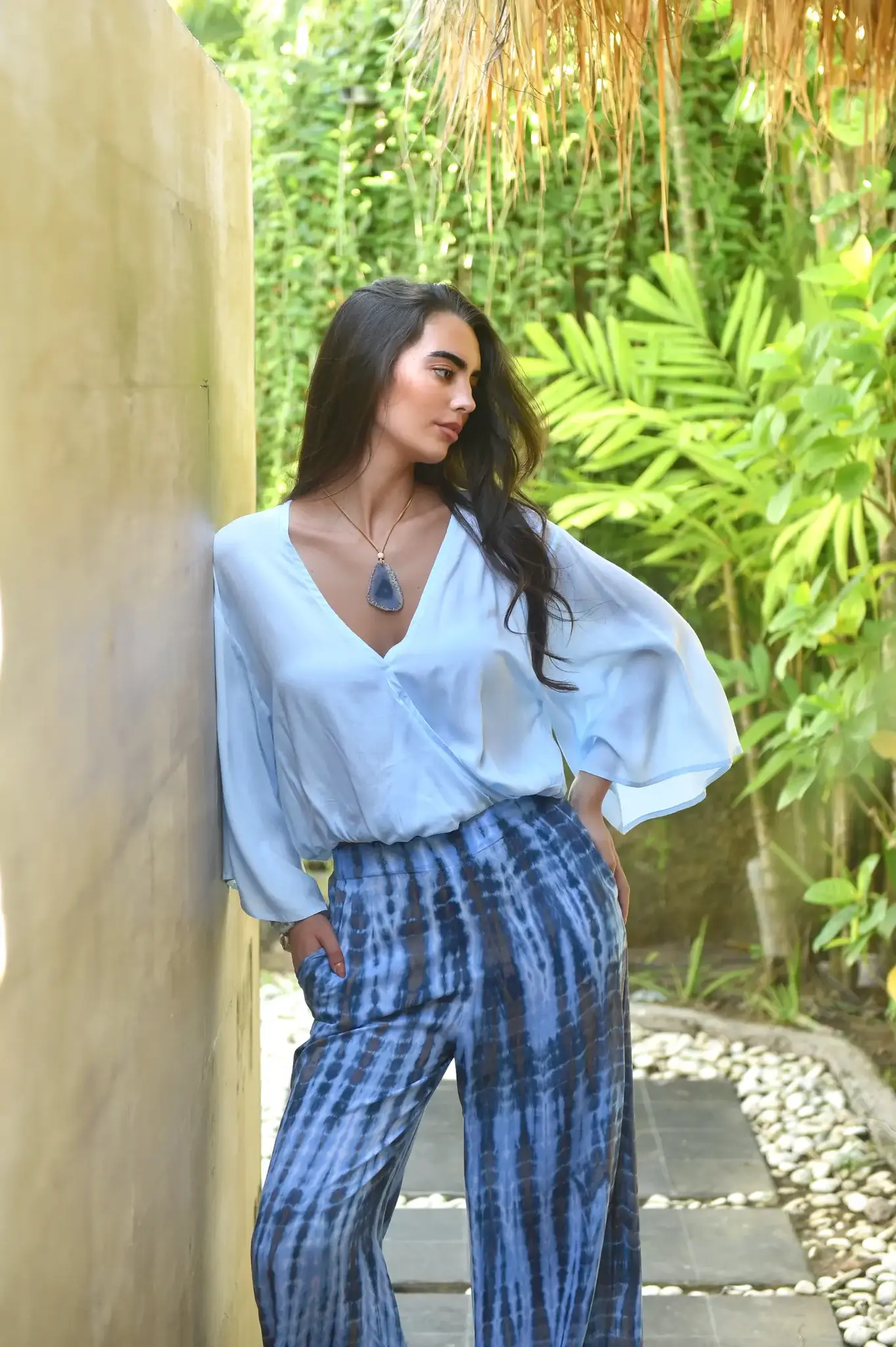 Hot Lava Broek Alex Moonstone Sapphire