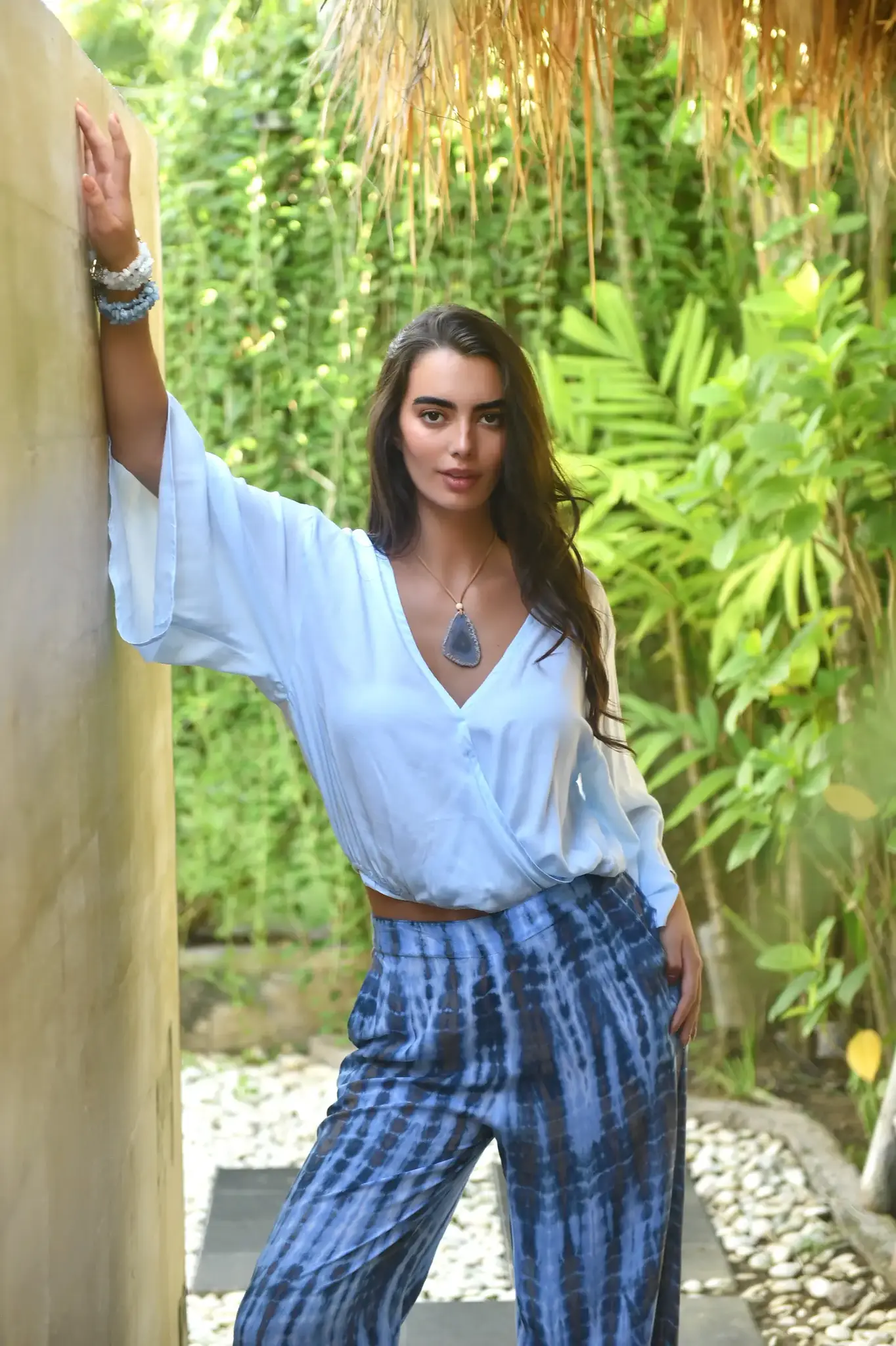 Hot Lava Broek Alex Moonstone Sapphire