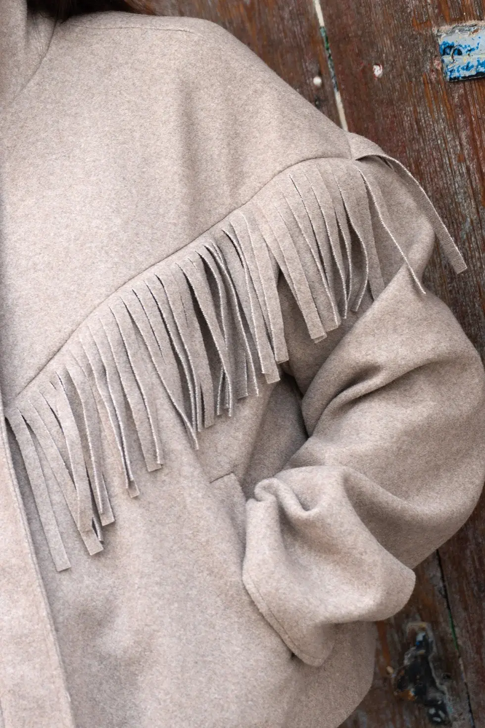 Moost Wanted Lizzy Fringe Jacket Taupe
