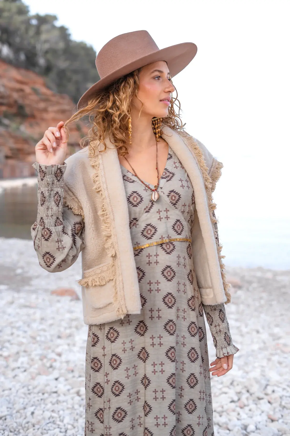 Isla Ibiza Bonita Teddy Gilet Gala Cream