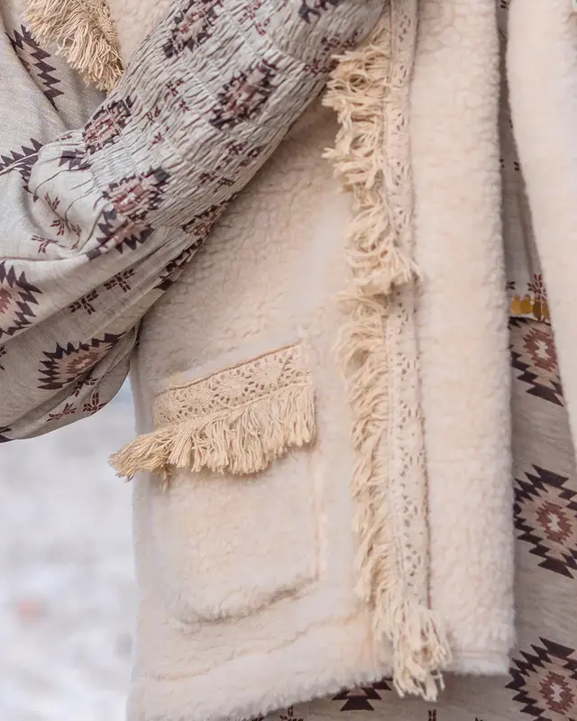 Isla Ibiza Bonita Teddy Gilet Gala Cream