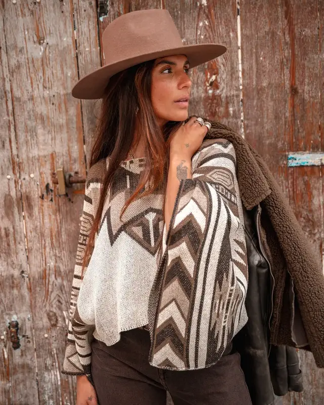 Moost Wanted Lainey Poncho Multi