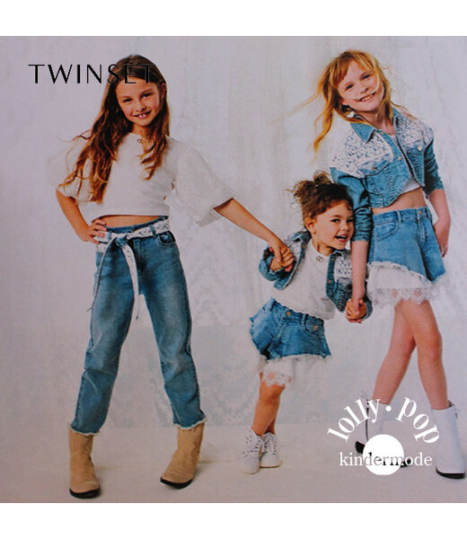 Twinset 01