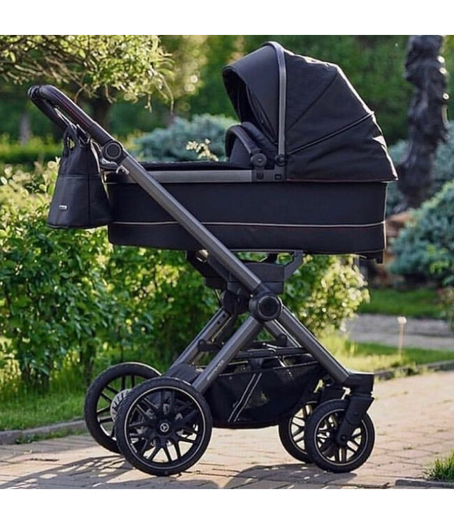 Mercedes Mercedes-Benz Model AMG GT