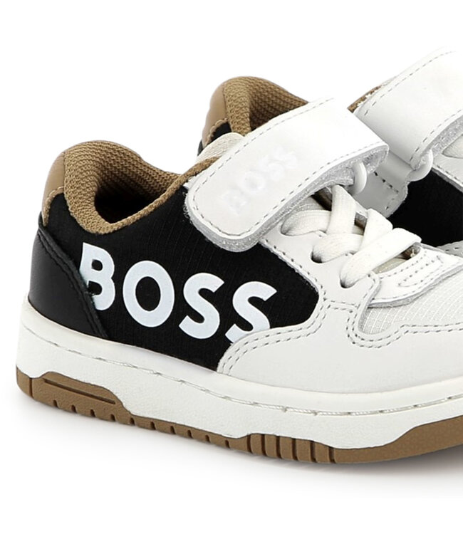 BOSS BASKETS WIT J52160