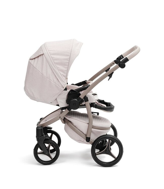 First 9904450 ATLANTA First Class Edition