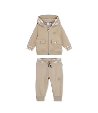 BOSS VEST MET KAP + JOGGINGBROEK J52869/249