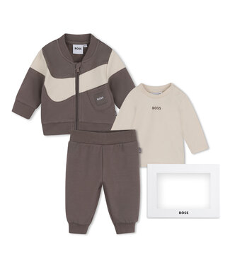 BOSS BROEK+VEST+T-SHIRT J53306/31D