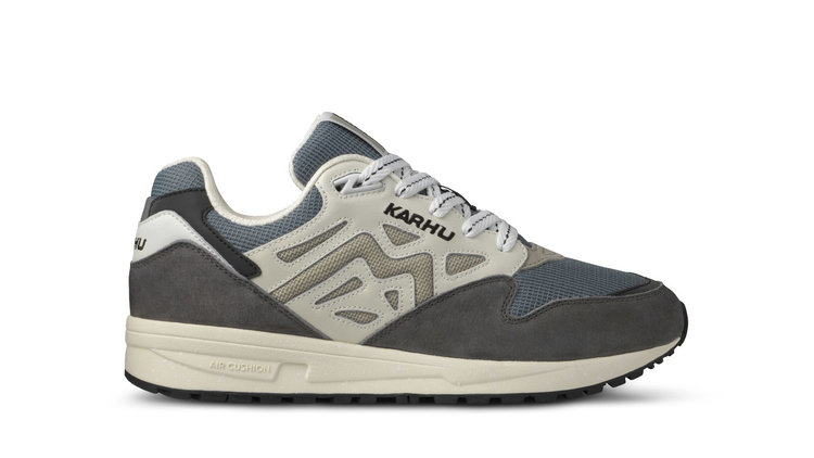 Karhu Karhu Legacy 96 'Gunmetal / Abbey Stone'