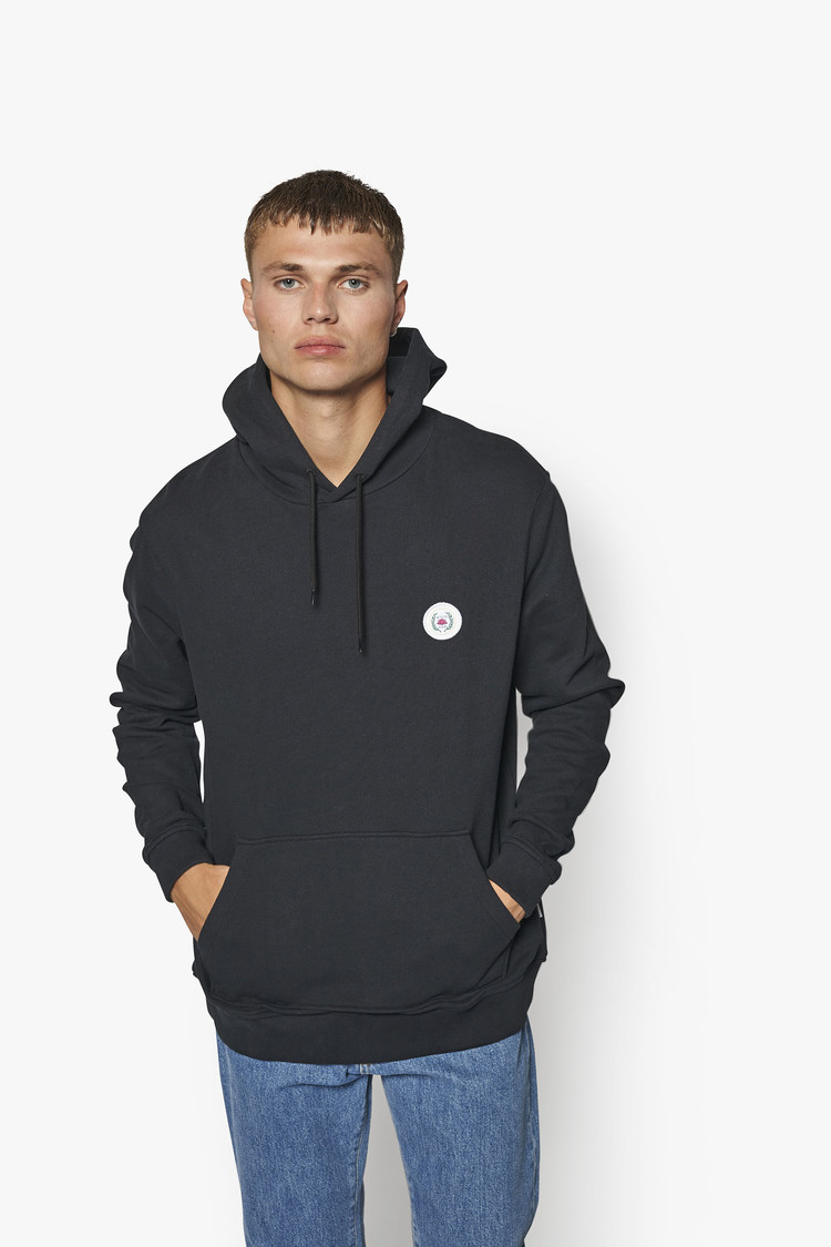 Woodbird Our Shaxy Patch Hood 'Black'