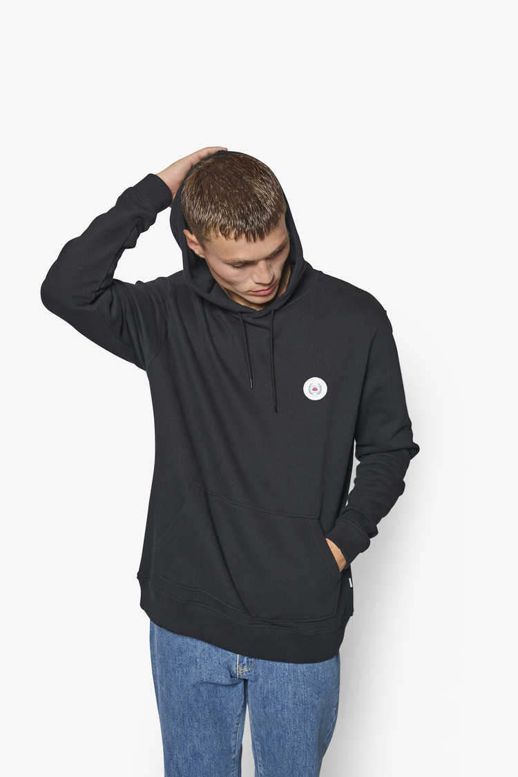 Woodbird Our Shaxy Patch Hood 'Black'