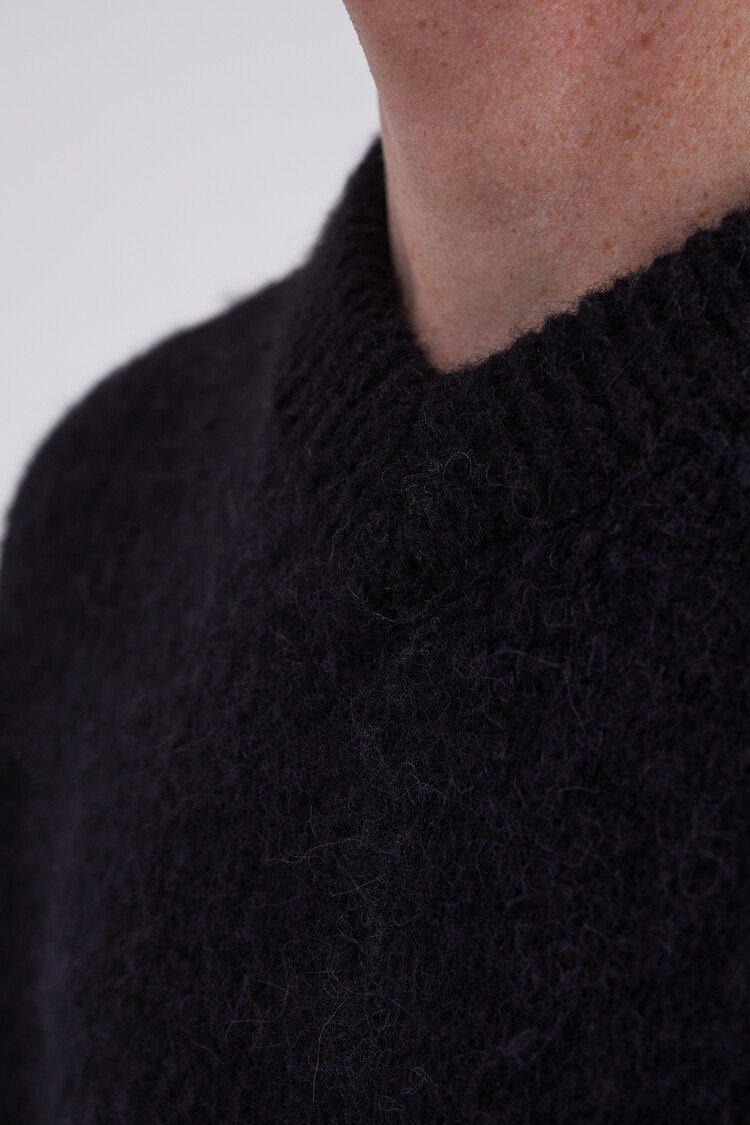 Norse Projects Rasmus Relaxed Brushed V-Neck Sweater 'Black'