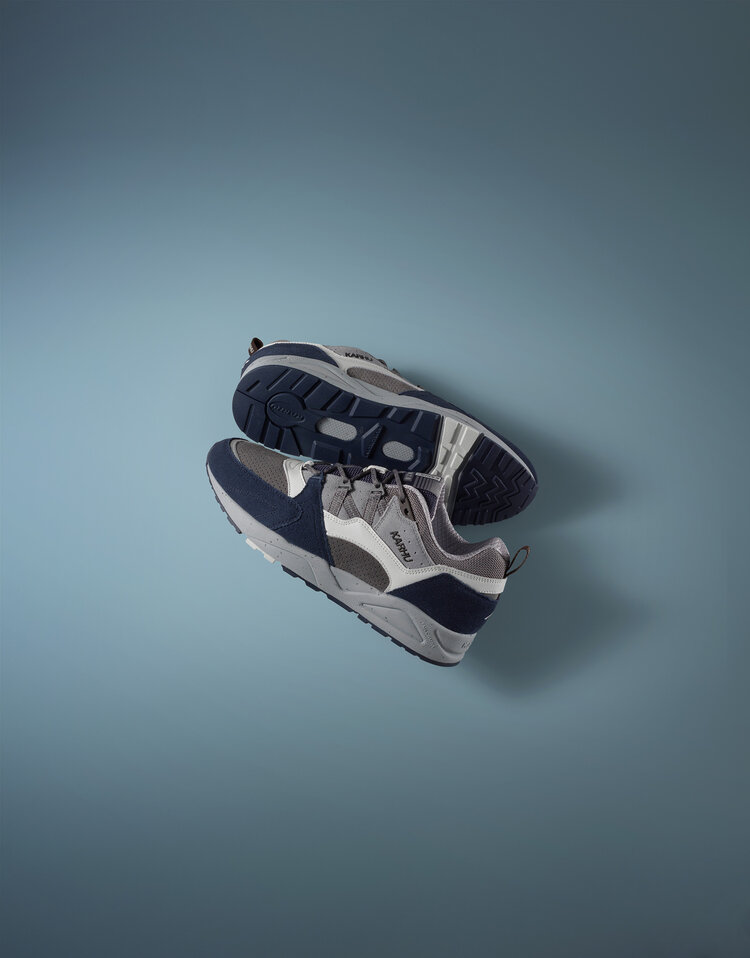 Karhu Fusion 2.0 'Mood Indigo / Smoked Pearl'