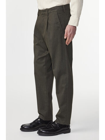 No Nationality 07 Billie 1067 Melange Tapered Trouser 'Dark Army'