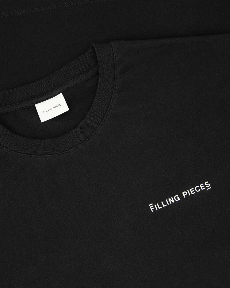 Filling Pieces T-shirt Boxy 'Black'
