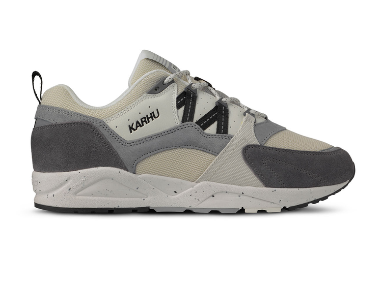 Karhu Fusion 2.0 'Limestone/Jet Black'