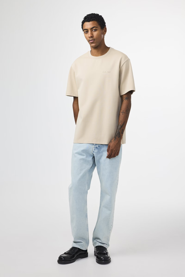 No Nationality 07 Nat 3457 Heavyweight T-Shirt 'White Pepper'