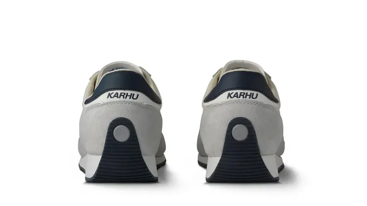 Karhu Mestari 'Foggy Dew / Turtledove'