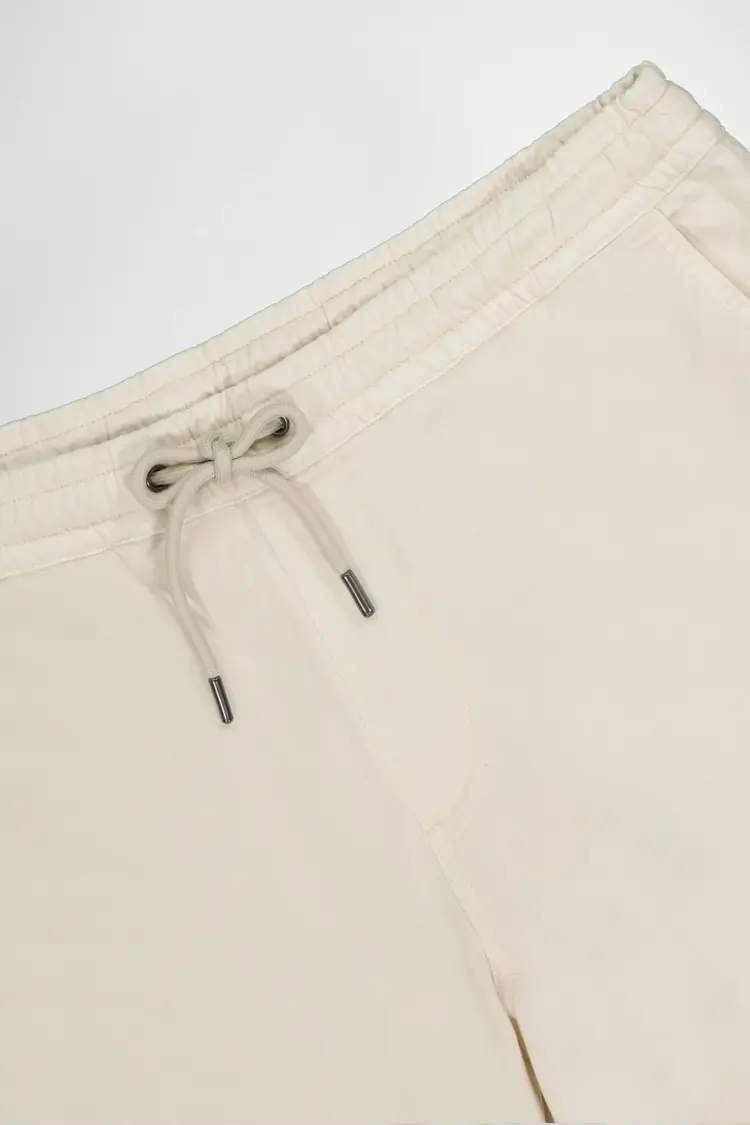 No Nationality 07 Gregor 1154 Lyocell Blend Shorts 'Vanilla'