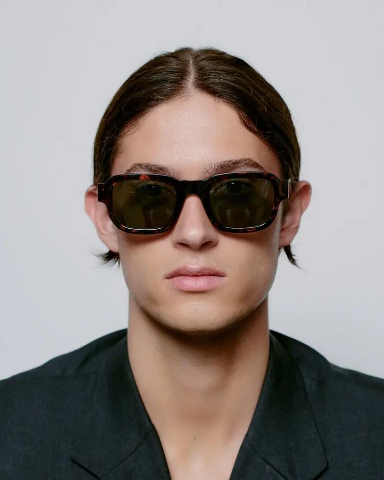 A.Kjaerbede Halo 'Demi Tortoise'