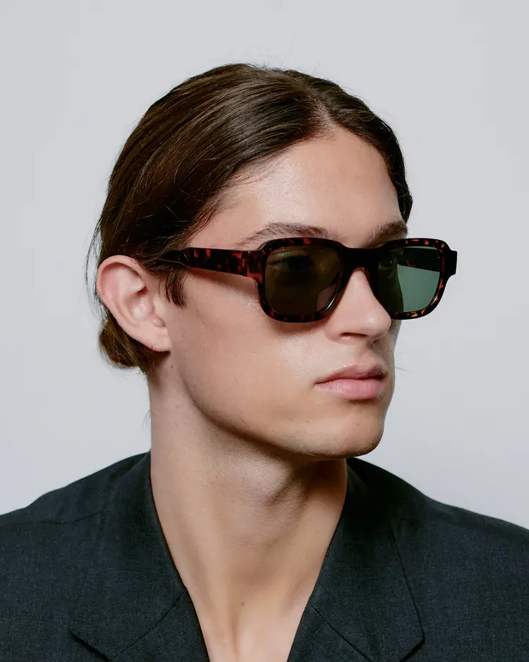 A.Kjaerbede Halo 'Demi Tortoise'